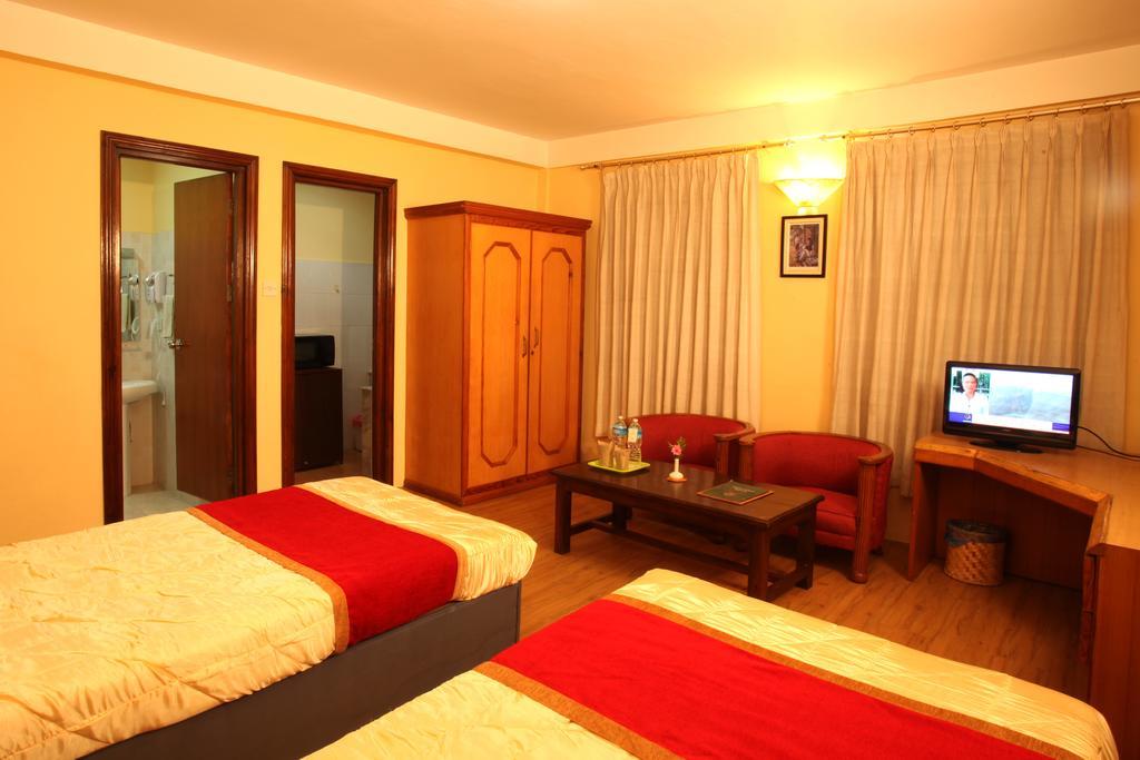 Royal Astoria Hotel Kathmandu Exterior foto